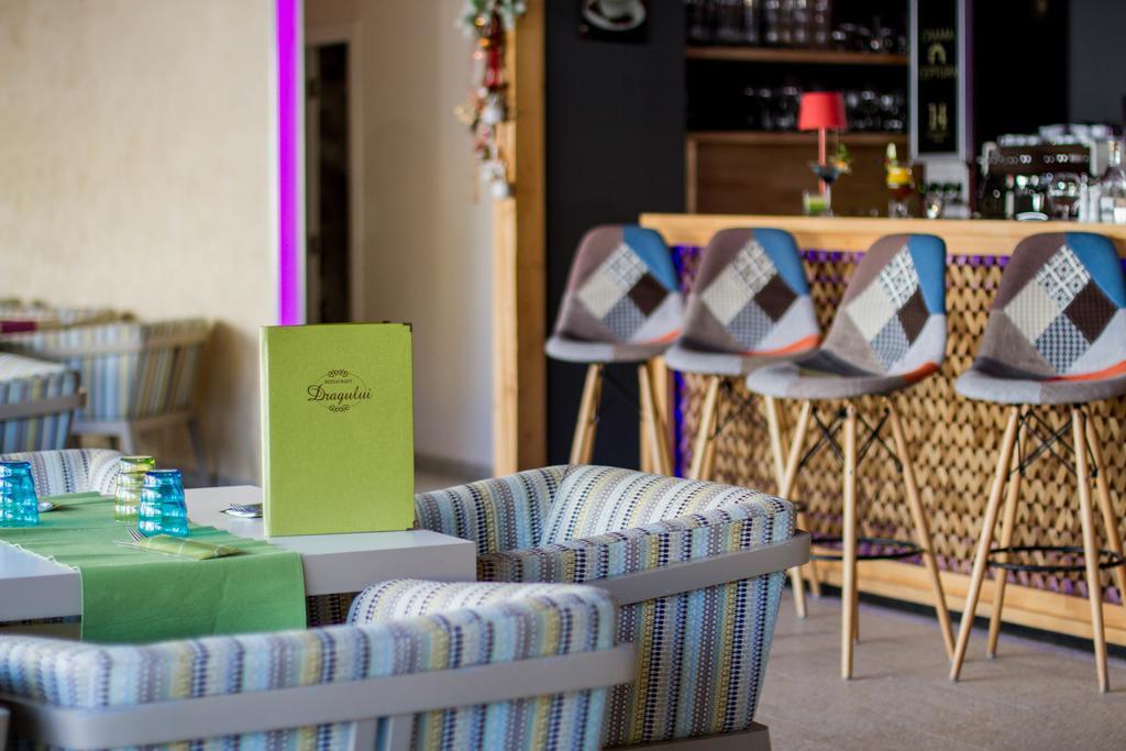 Hotel Dragului Predeal Buitenkant foto